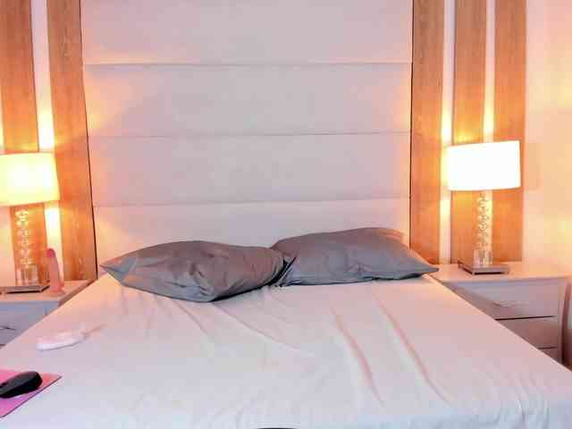 KarolMamacita webcam