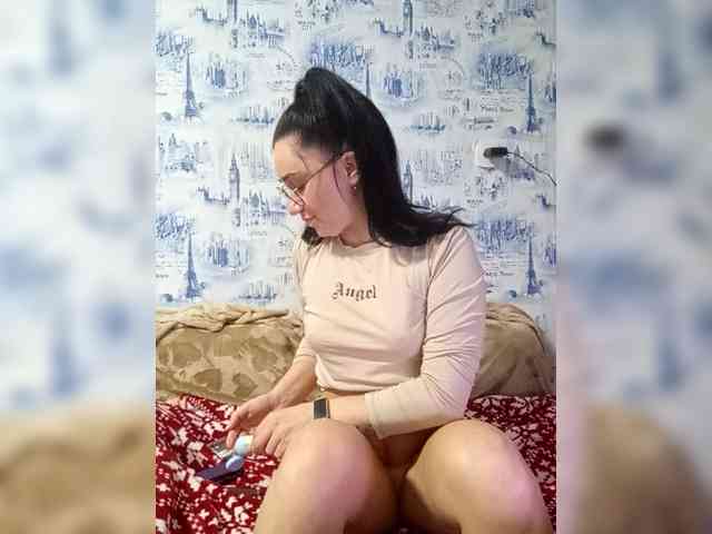 ViolettaKissMe webcam