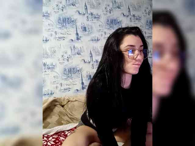 ViolettaKissMe webcam