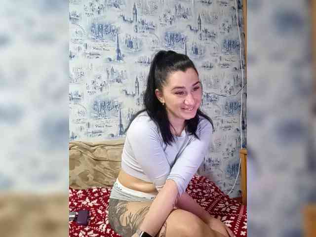 ViolettaKissMe webcam