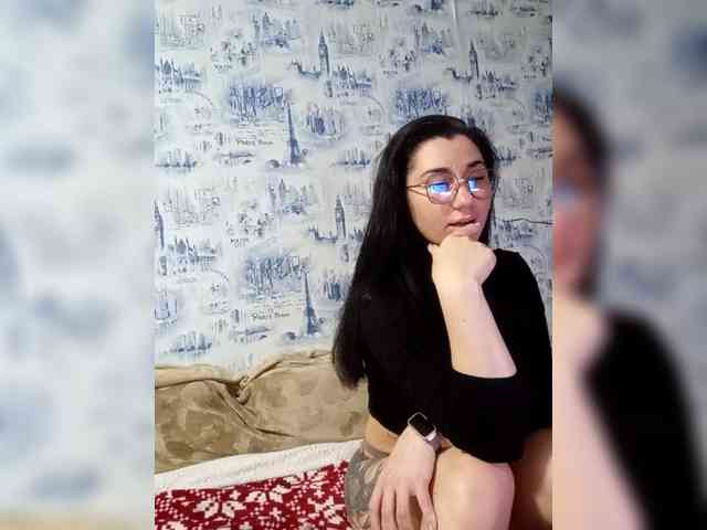 ViolettaKissMe webcam