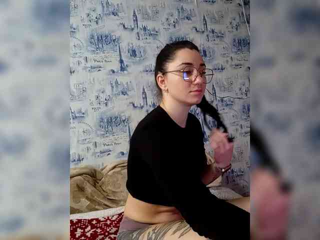 ViolettaKissMe webcam