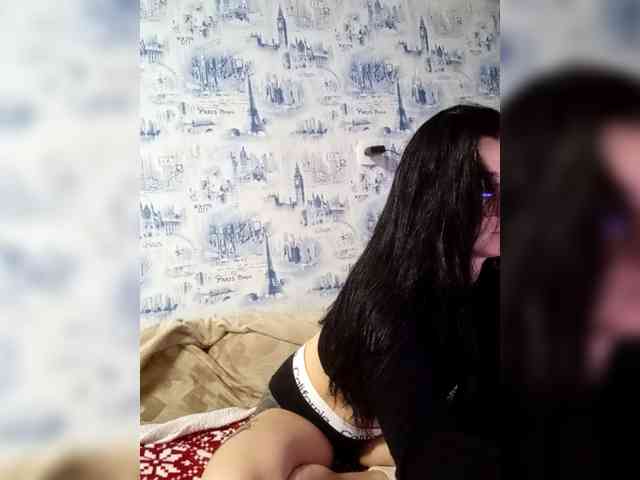 ViolettaKissMe webcam