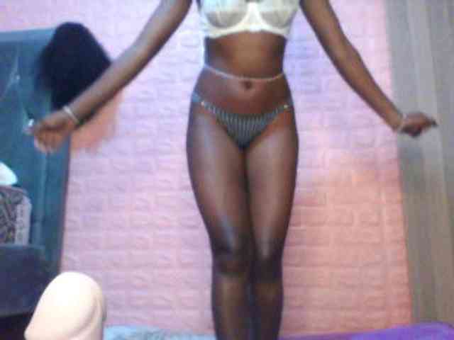 Sexy-melanin001 webcam