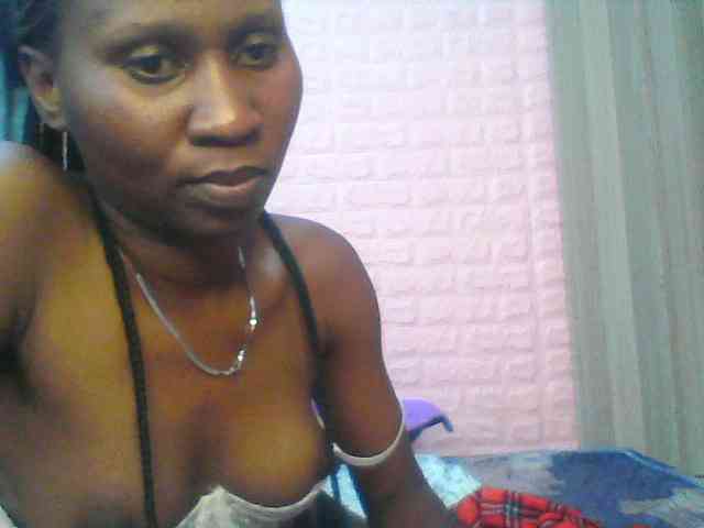 Sexy-melanin001 webcam