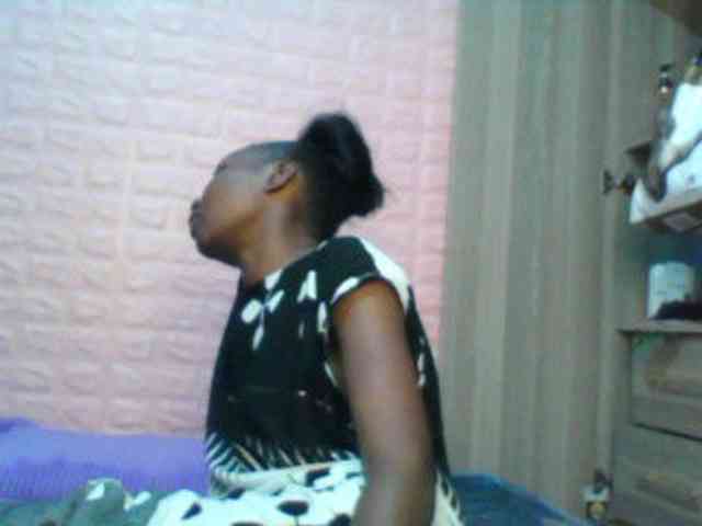 Sexy-melanin001 webcam