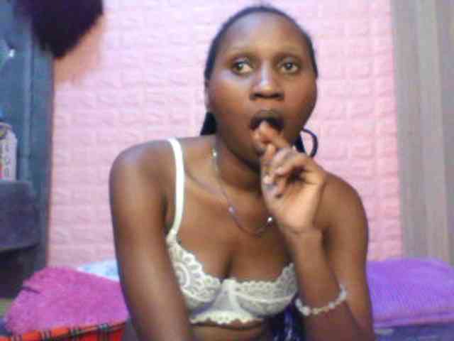 Sexy-melanin001 webcam