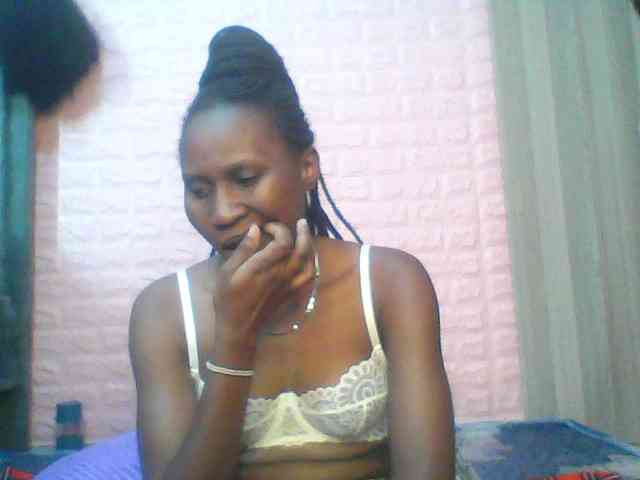 Sexy-melanin001 webcam