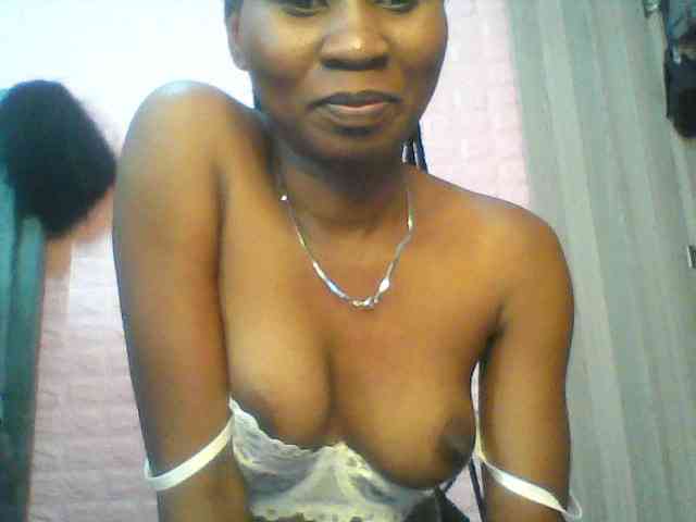 Sexy-melanin001 webcam