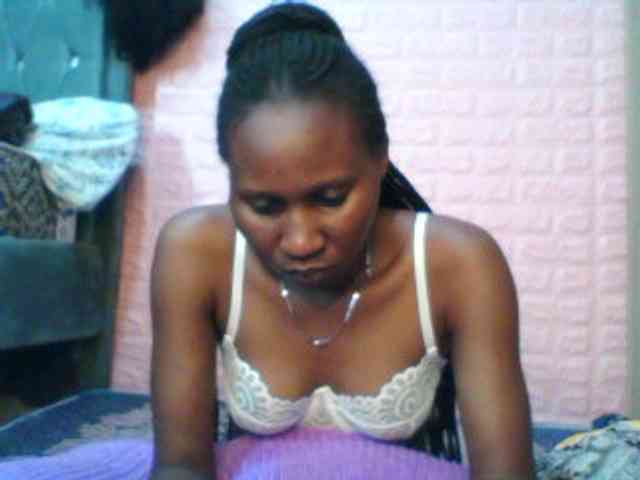 Sexy-melanin001 webcam