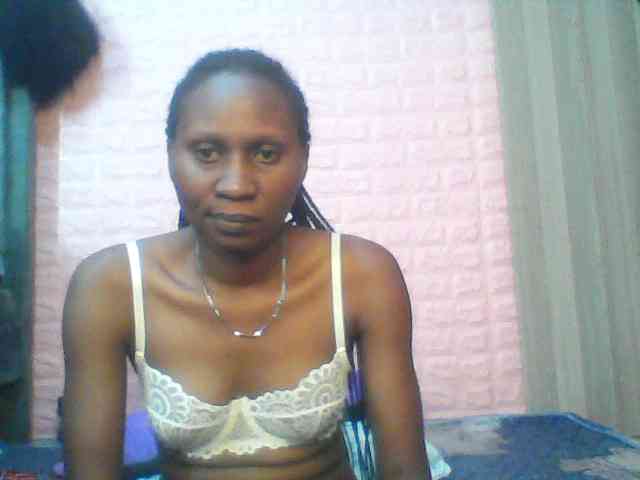 Sexy-melanin001 webcam