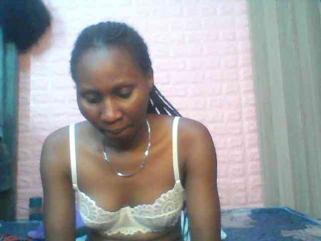 Sexy-melanin001 webcam