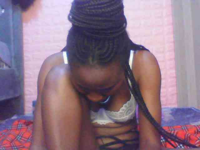 Sexy-melanin001 webcam