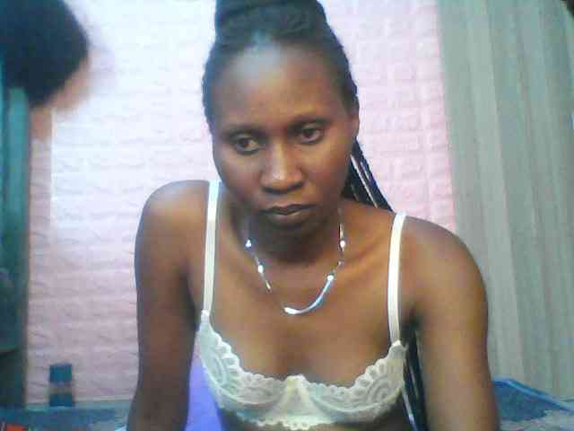 Sexy-melanin001 webcam