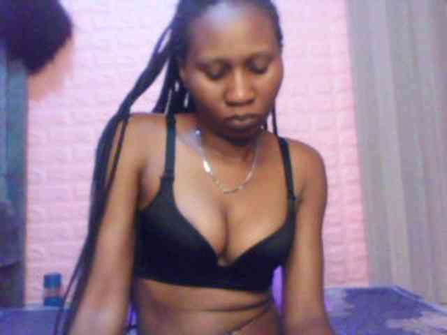 Sexy-melanin001 webcam