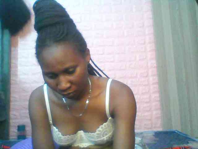 Sexy-melanin001 webcam