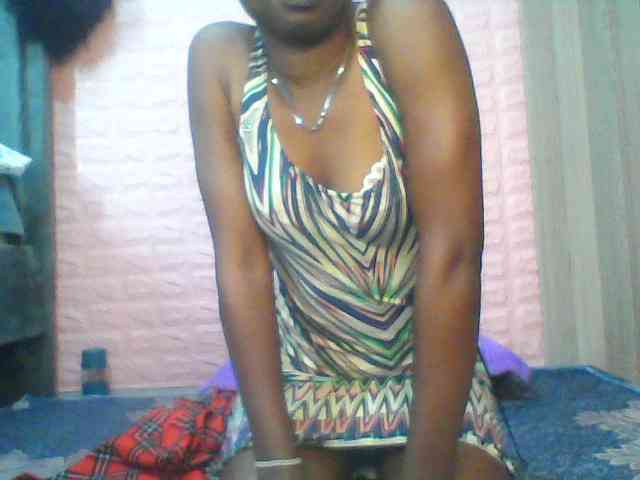 Sexy-melanin001 webcam