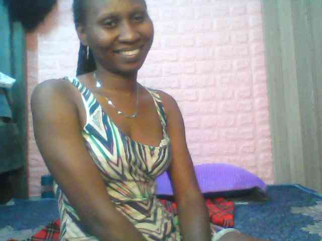 Sexy-melanin001 webcam