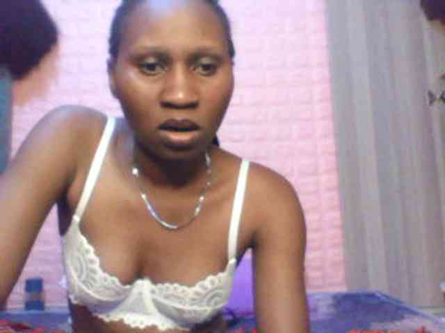 Sexy-melanin001 webcam