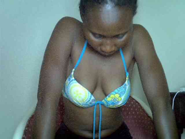 Sexy-melanin001 webcam