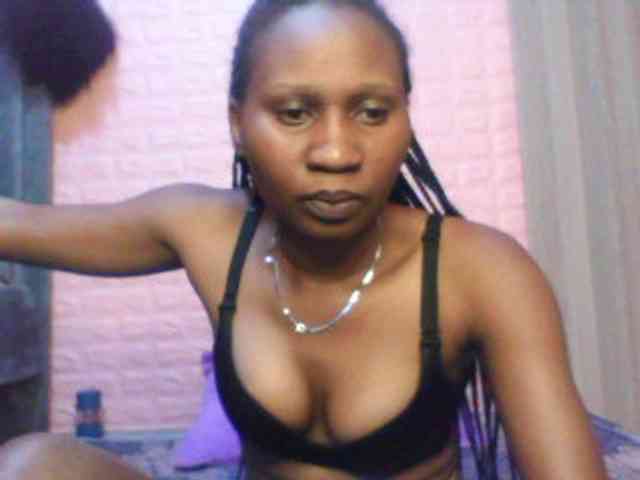 Sexy-melanin001 webcam