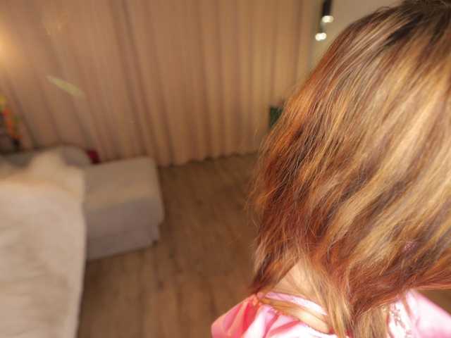 lovekissess from BongaCams