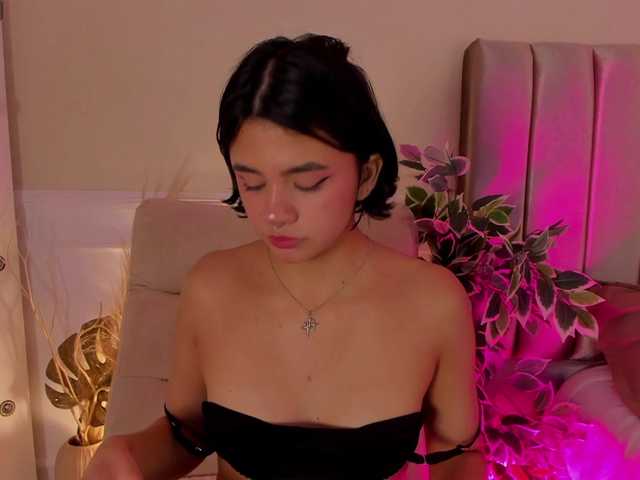 lena-fox's BongaCams show and profile