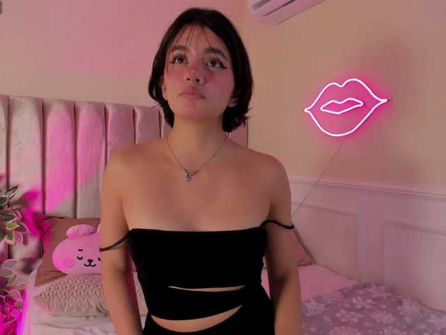 lena-fox's BongaCams show and profile