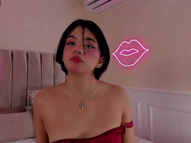 lena-fox's BongaCams show and profile