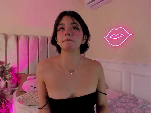 lena-fox's BongaCams show and profile