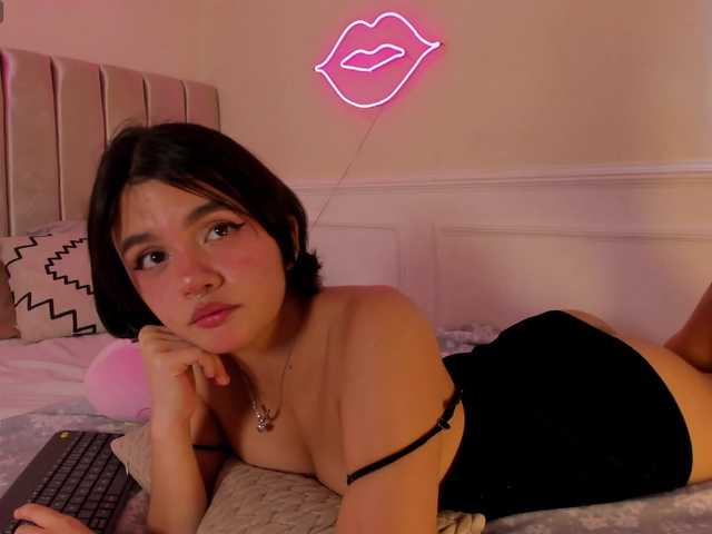 lena-fox's BongaCams show and profile