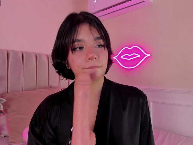 lena-fox's BongaCams show and profile