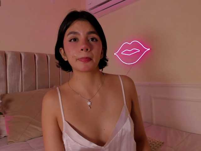 lena-fox's BongaCams show and profile