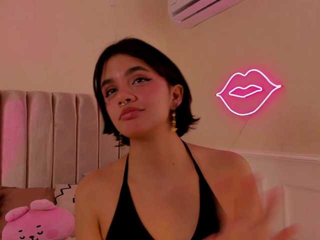 lena-fox's BongaCams show and profile