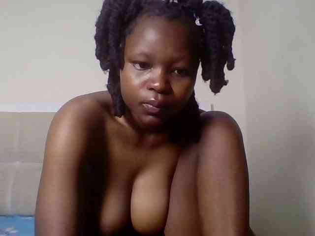 Empressvee Live Webcam on BongaCams