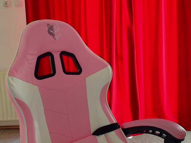 MisteryBlush's BongaCams show and profile