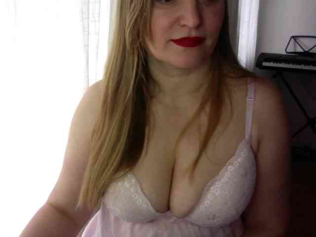 TheGirlNextDoor1 webcam