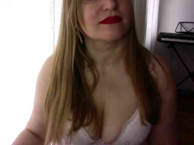 TheGirlNextDoor1 Live Webcam on BongaCams