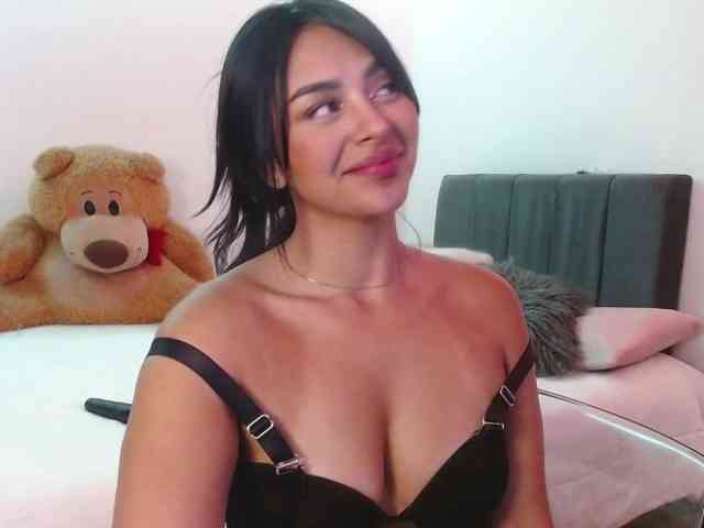 MelaniieJ01 MelaniieJ01