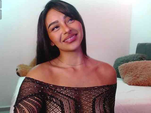 MelaniieJ01 MelaniieJ01