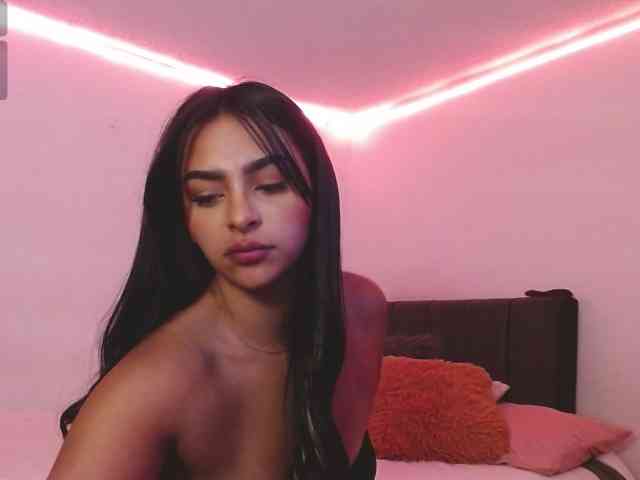 MelaniieJ01 webcam