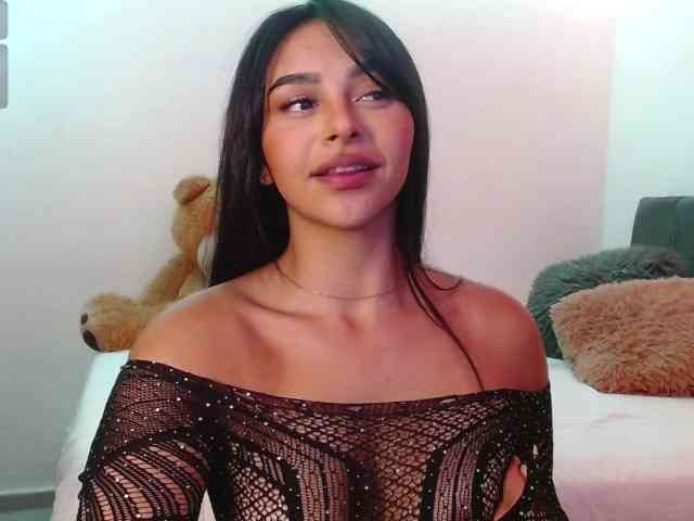 MelaniieJ01 MelaniieJ01