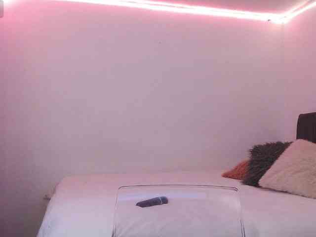 MelaniieJ01 MelaniieJ01