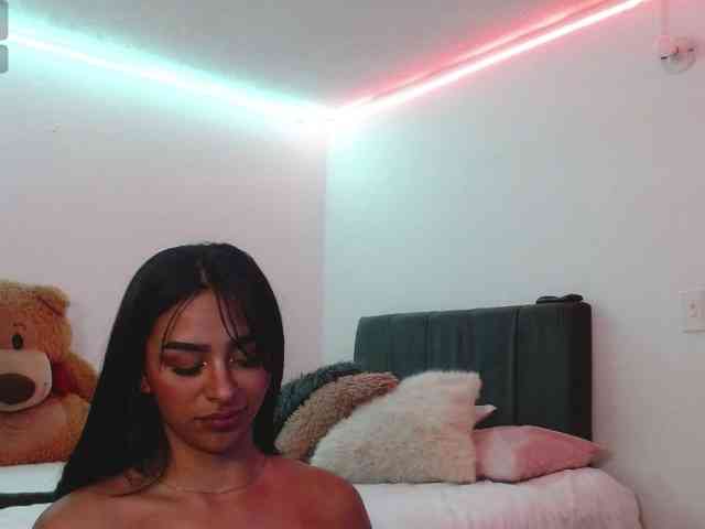 MelaniieJ01 MelaniieJ01