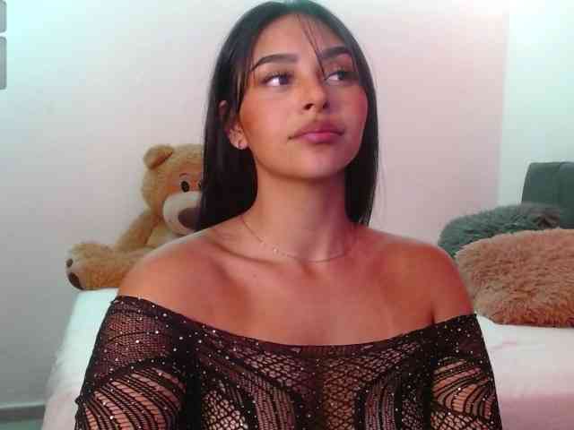 MelaniieJ01 MelaniieJ01