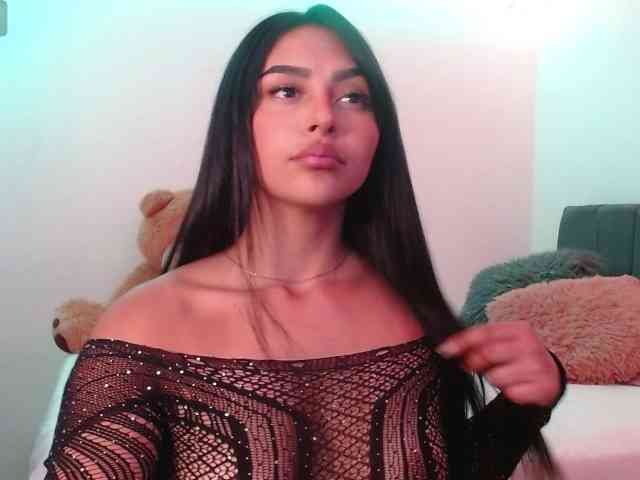 MelaniieJ01 MelaniieJ01