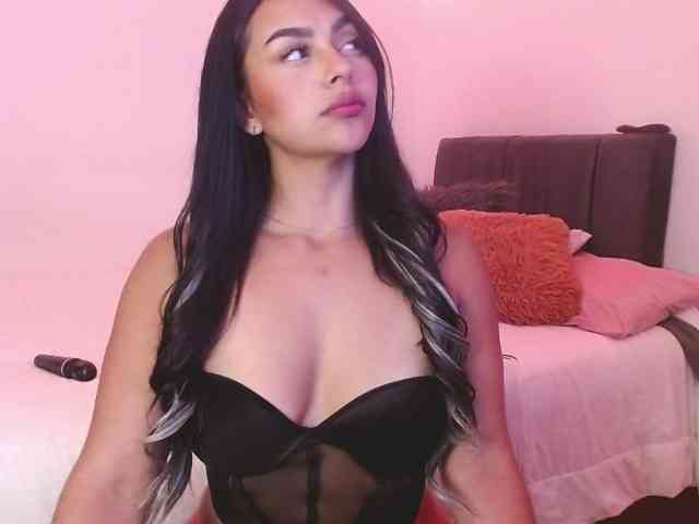 MelaniieJ01 MelaniieJ01