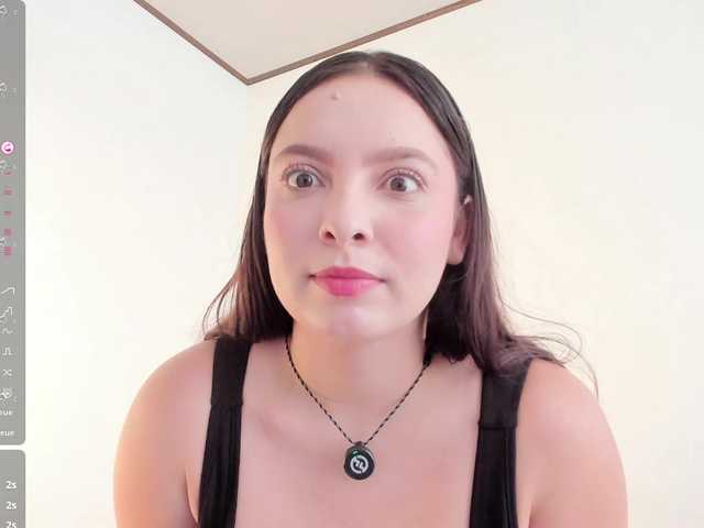 sensual-woman11 webcam