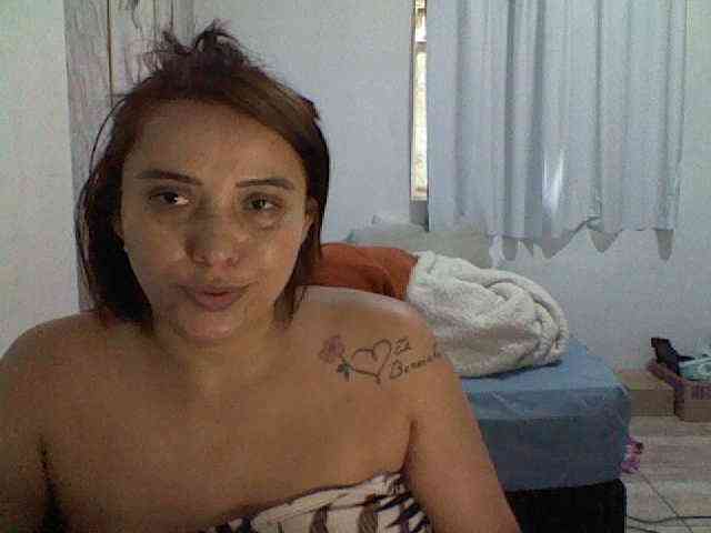 BiaDelicia webcam