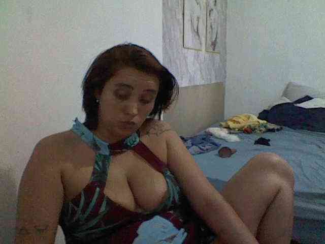 BiaDelicia webcam